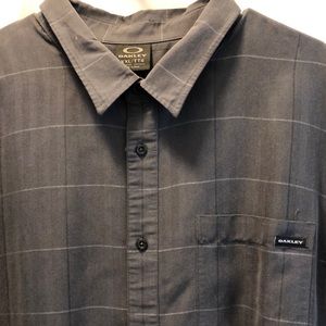 Oakley Short Sleeve Button Down grey XXL plaid